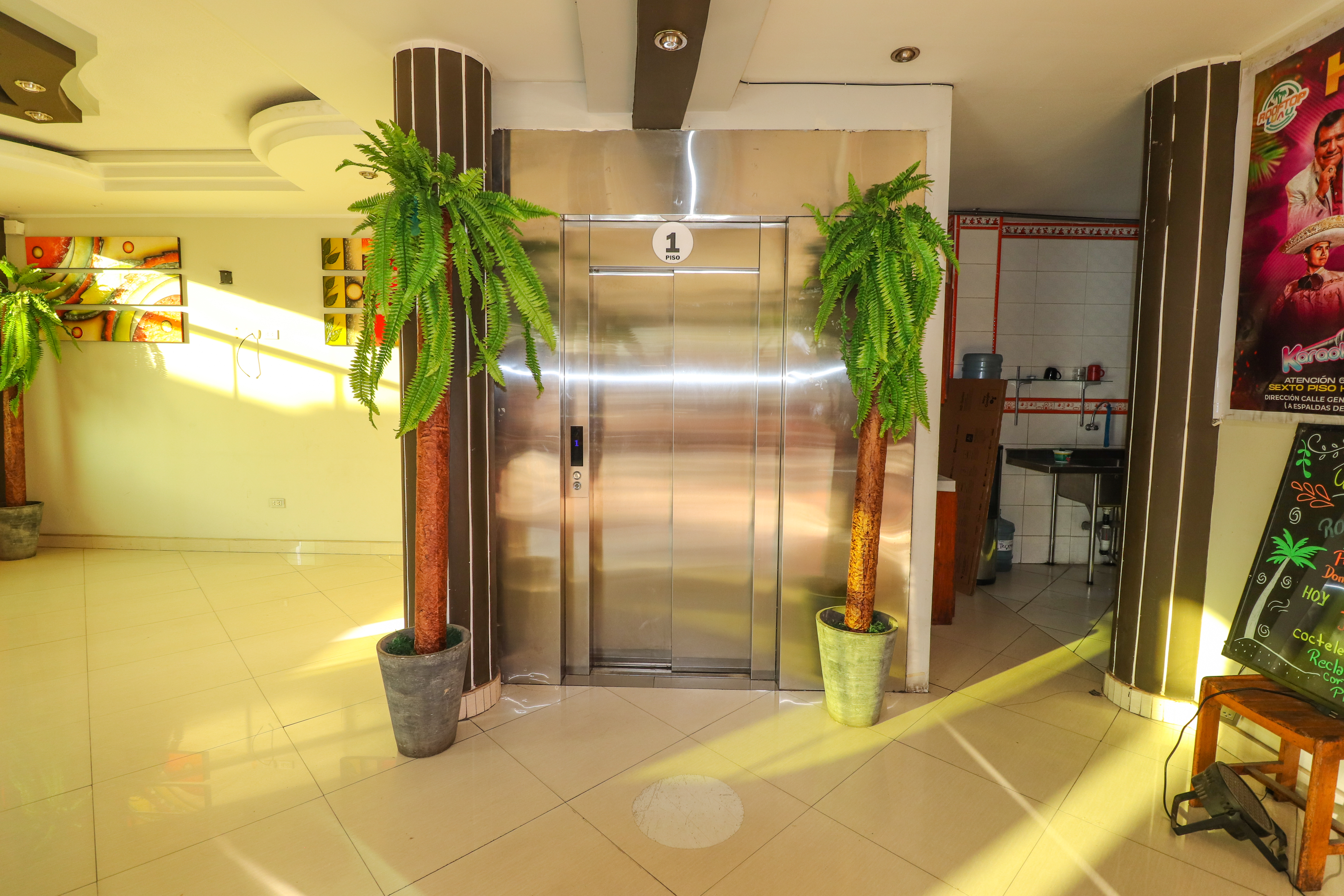 Ascensor Hotel Frontera